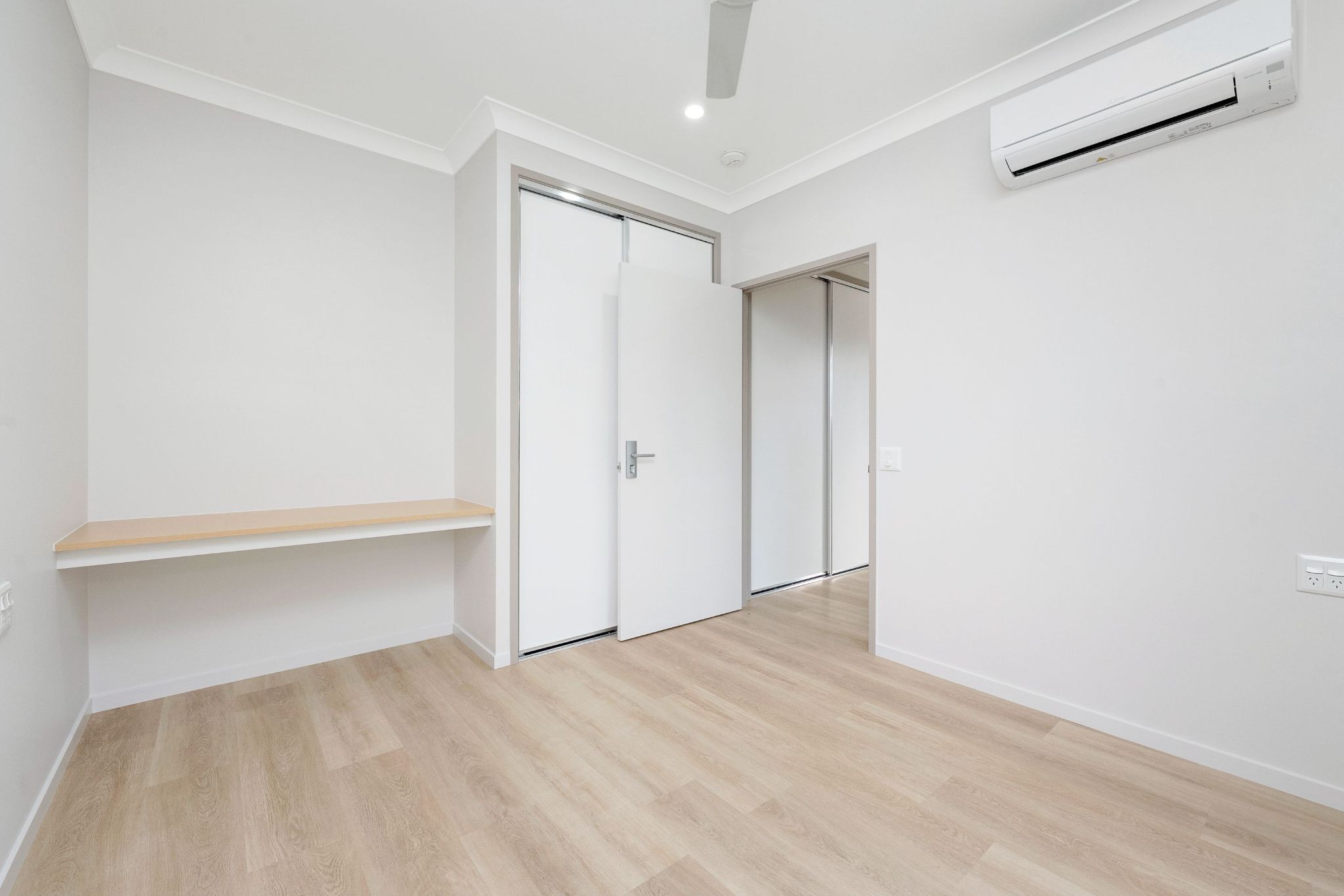 Bayswater Rd 141   OOA2