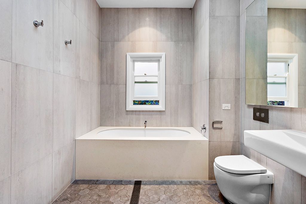 10149400 2-328-16_photo_web