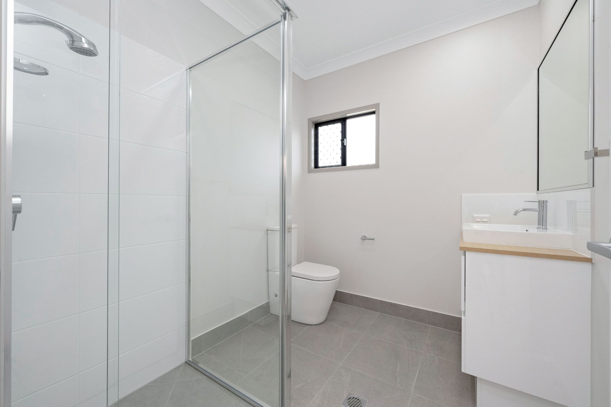 Bayswater Rd 141   OOA Bathroom