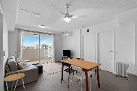 Chermside Hamilton SIL Home  3)