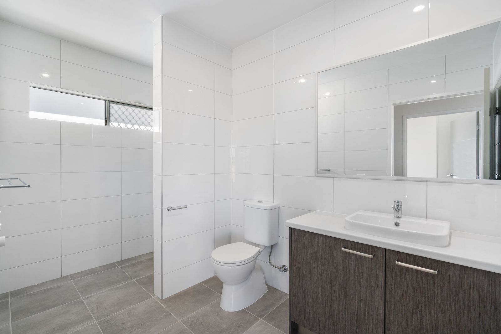 014 Open2view_ID704789-21_Grothe_Street