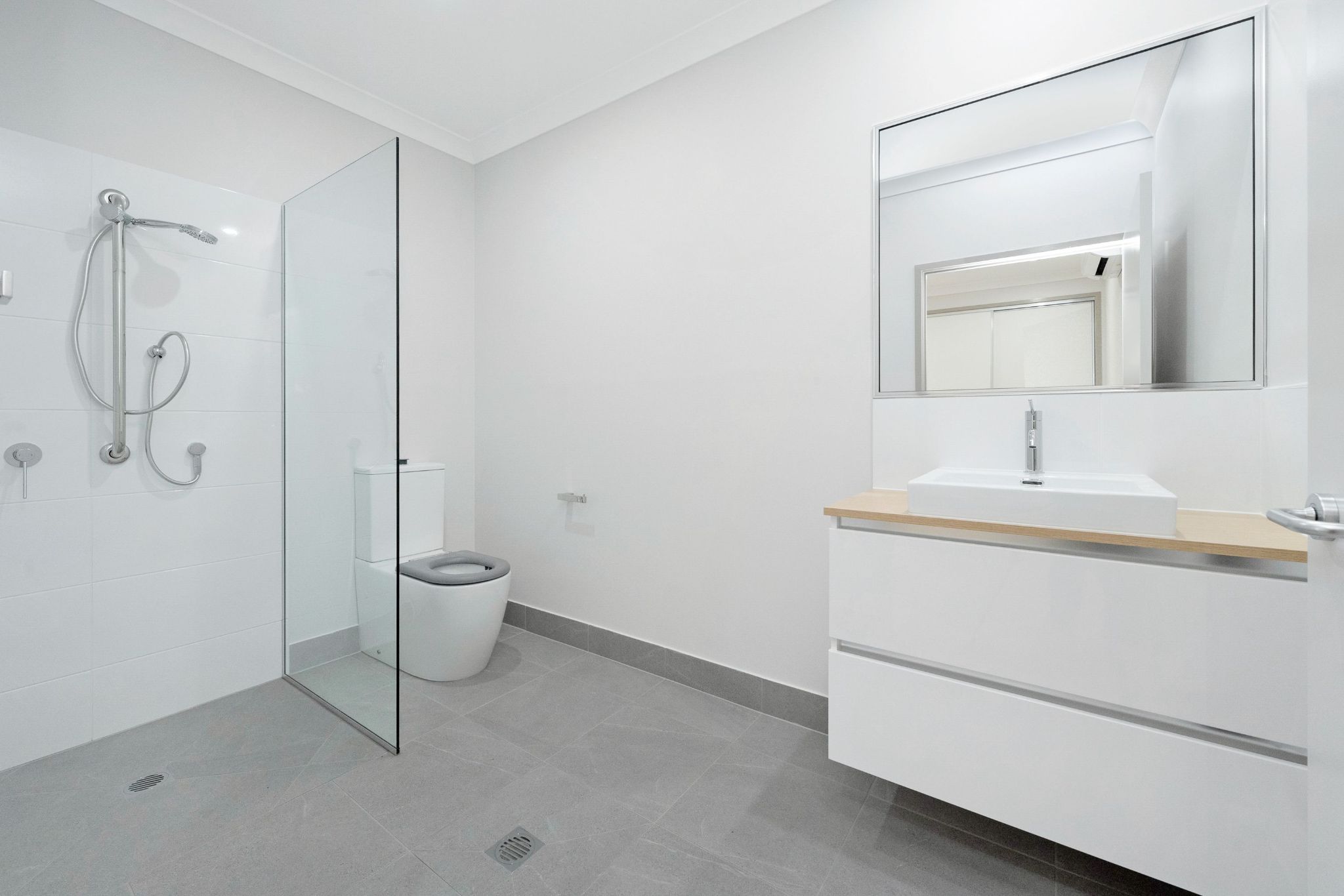 Bayswater Rd 141   Ens 2