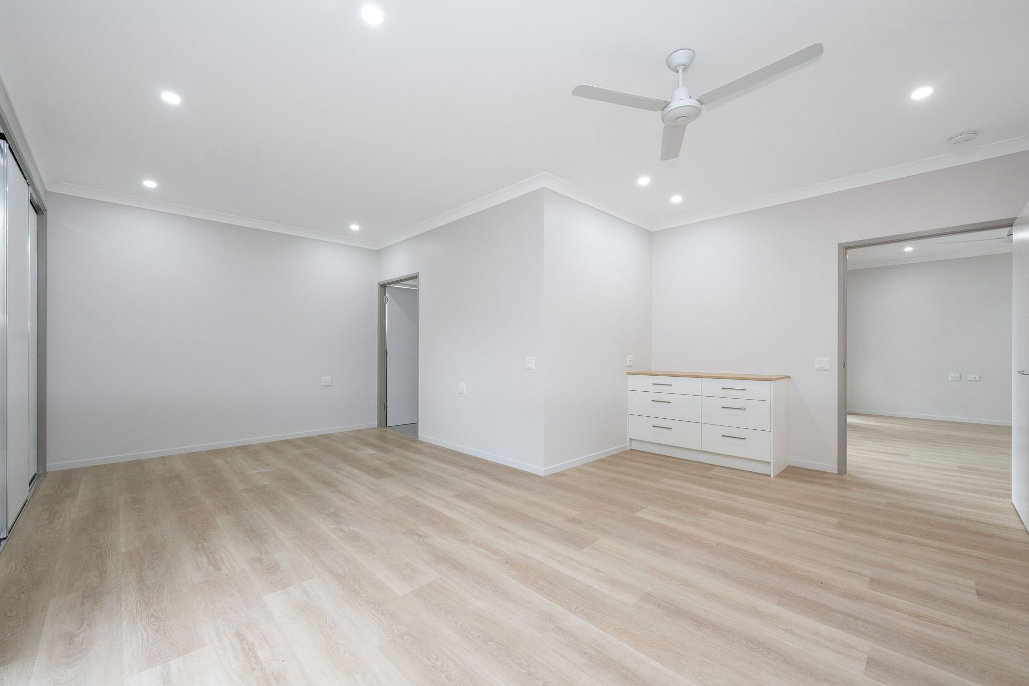 Bayswater Rd 141   Bed 3