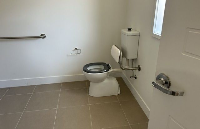 FINAL PHOTOS Lot 834 Edinburgh Cres  27)