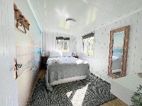 AD049AD8 368F-4D8A-AC53-67188AF303ED