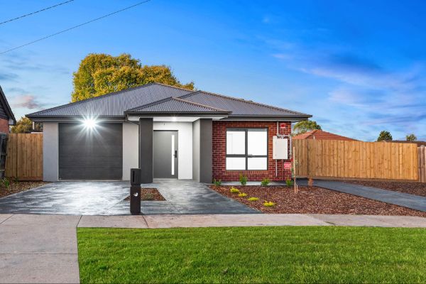 Fraser   Facade Dusk 1 LR No Logo