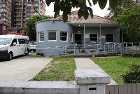 Kensington Front with Van