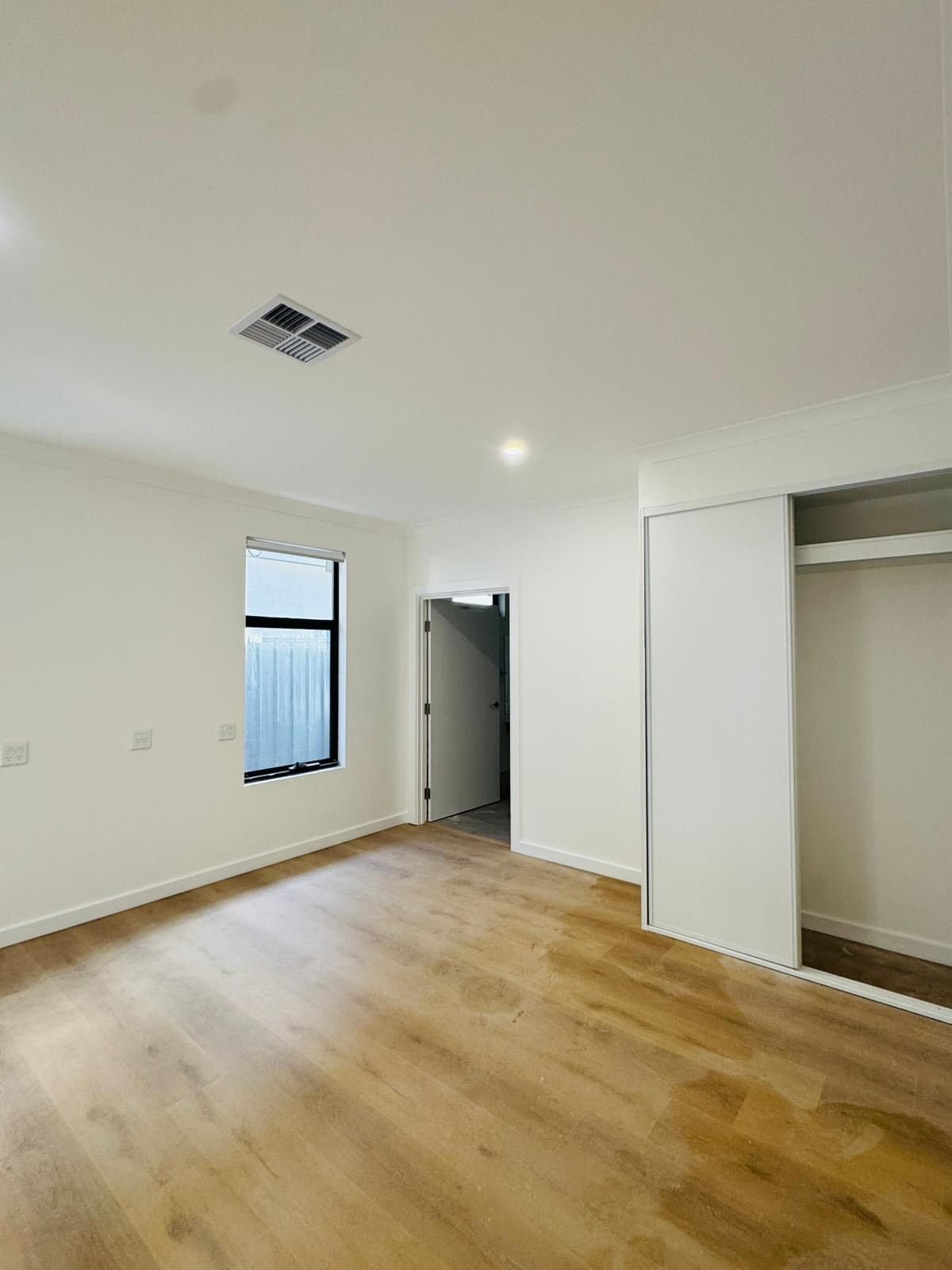 cbe36999 3f35-477d-b826-c2fa162c0f37