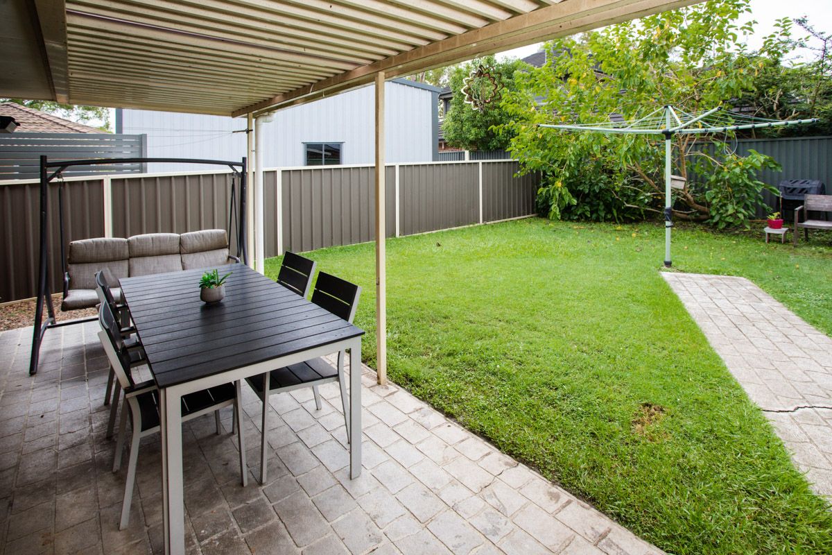 SIL024 LR-Kanwal-Duplex 1_ Shared Outdoor-Backyard Area-8814