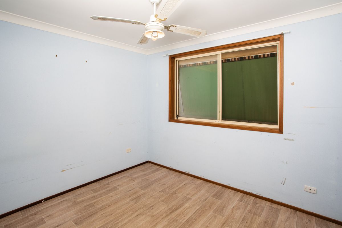 SIL024 LR-Kanwal-Duplex 2 _Bedroom 6-8586