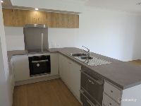 2   Macadamia Dve 7 - Kitchen
