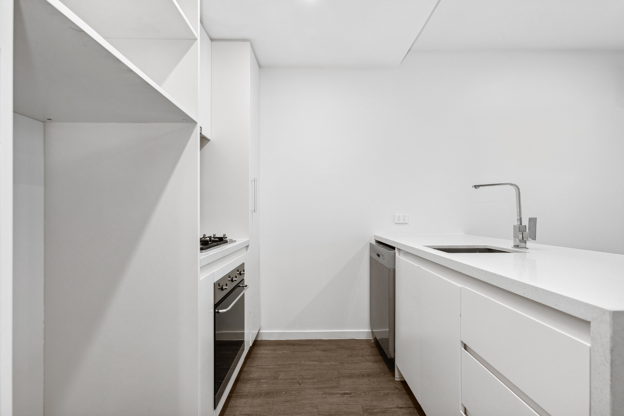 85 Market St 06