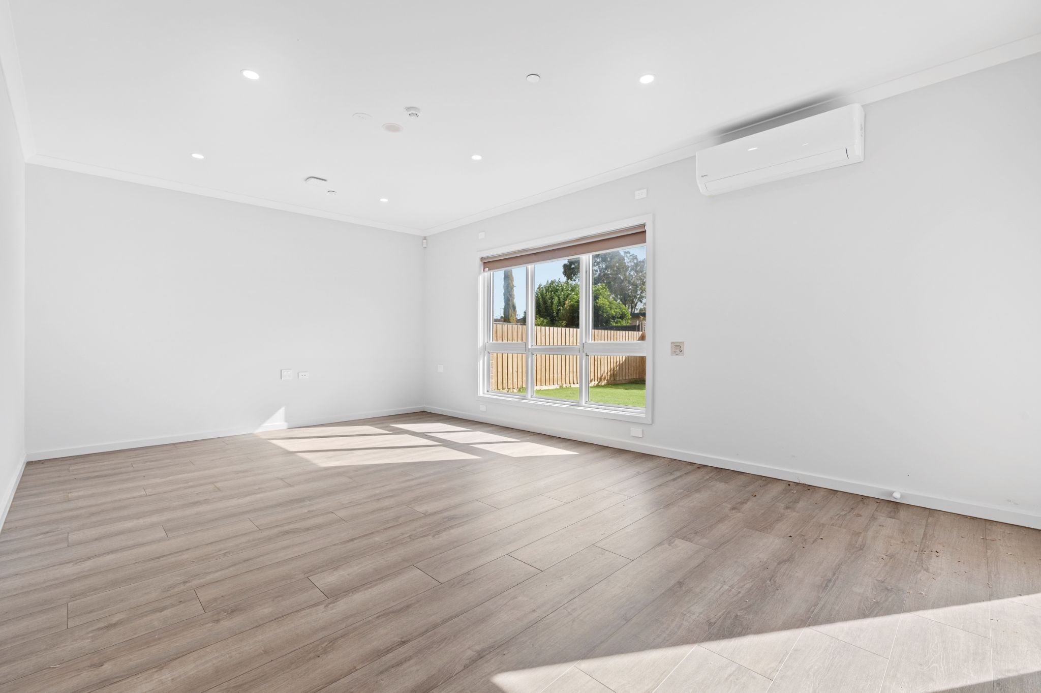 33 Harry Street Cranbourne 003