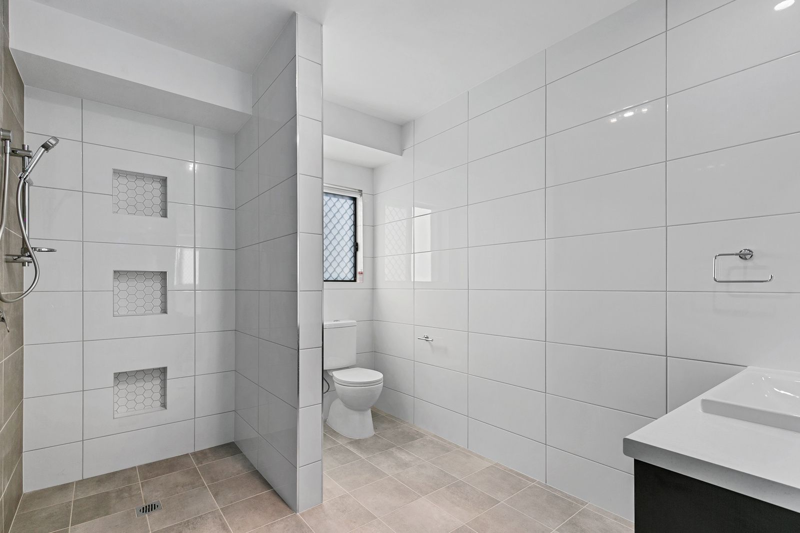 Ensuite   Bed 2