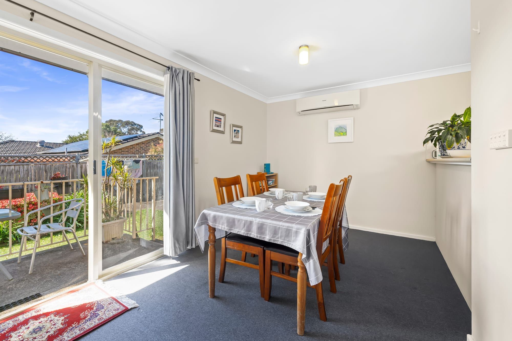 Asquith   Dining 2