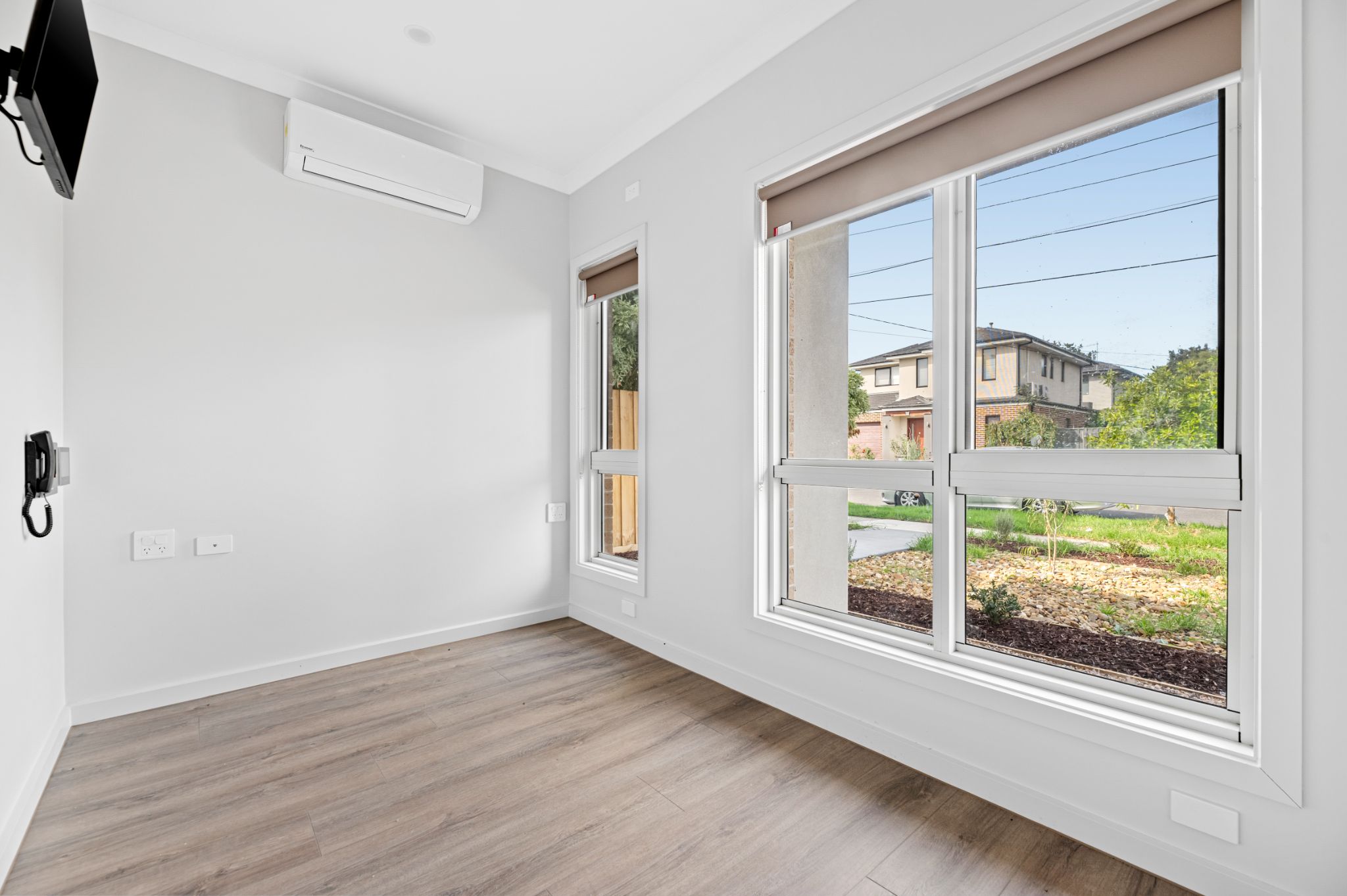 33 Harry Street Cranbourne 012