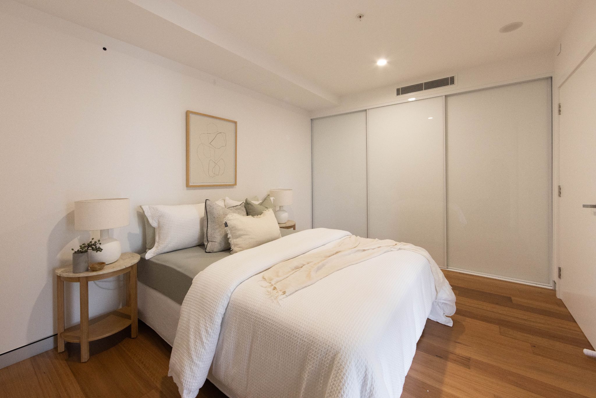 SOL017 iNSiTU-Housing626