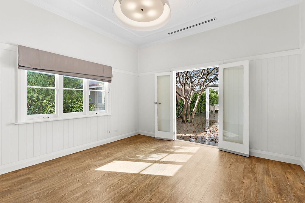 10149400 12-328-16_photo_web