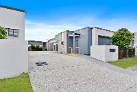 online image-compressor_006_Open2view_ID1013572-64_Napier_Avenue