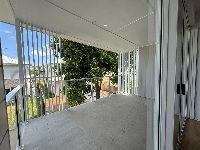4 balcony