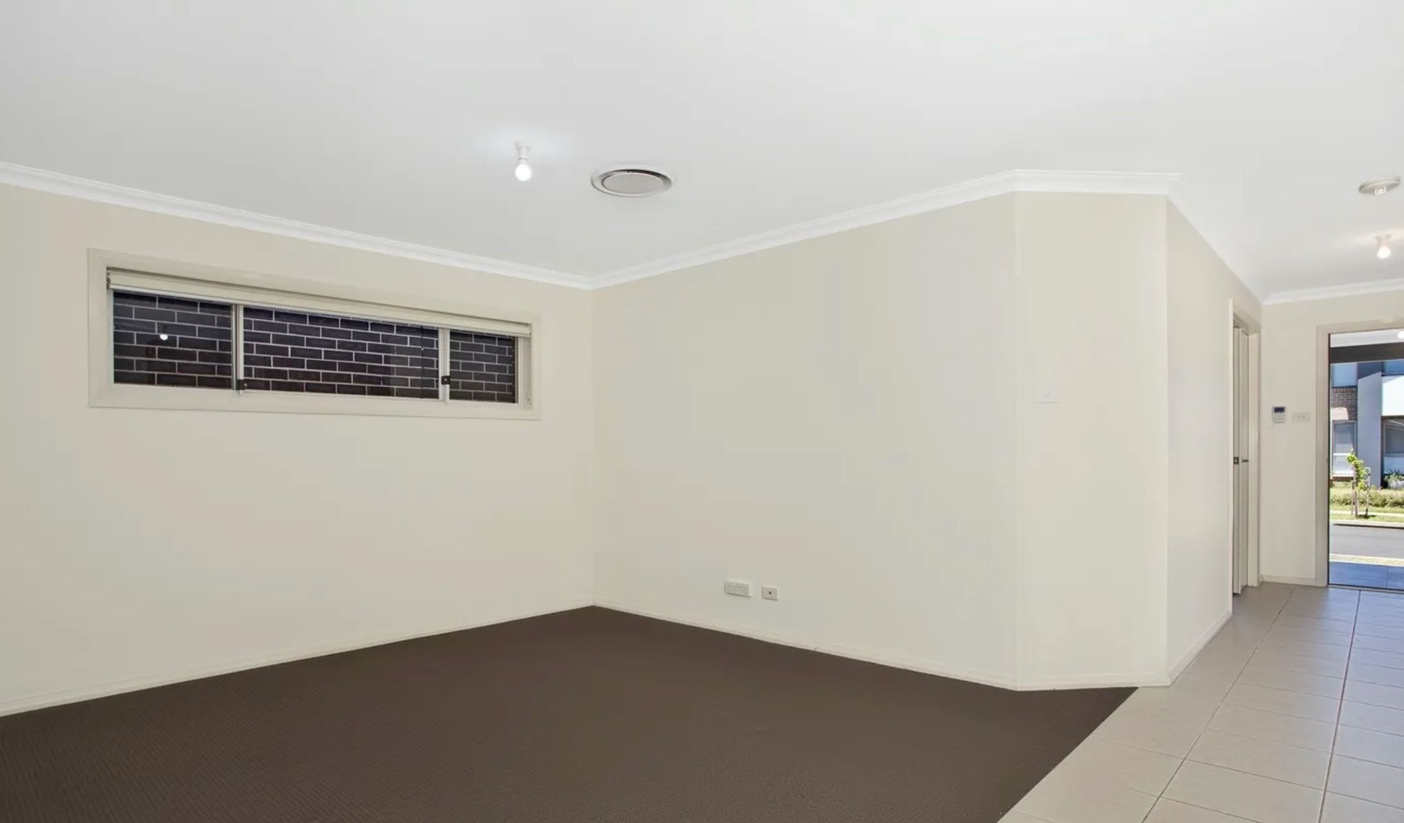 jordan springs   living1.