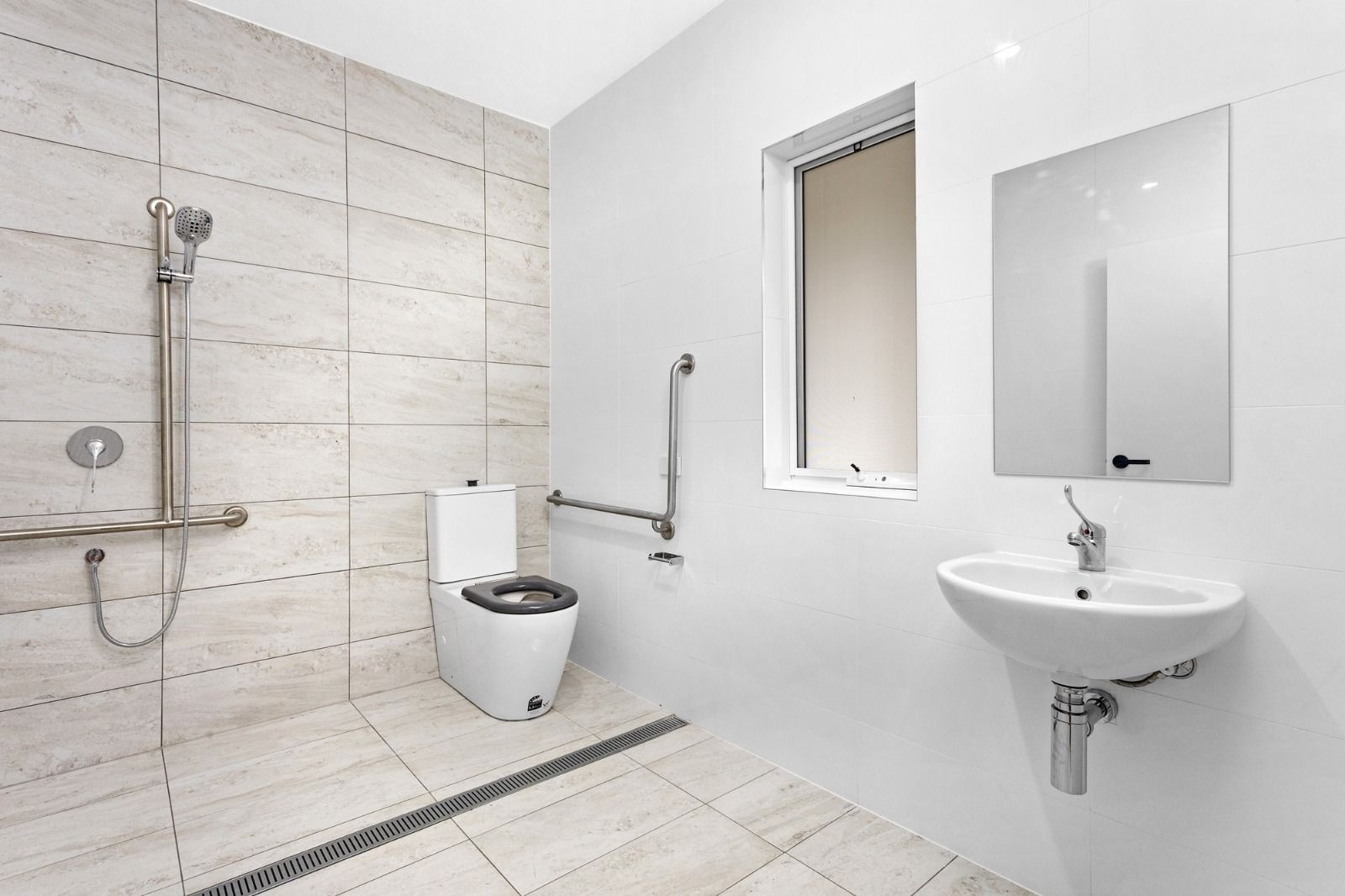 l5tg4mexy97hy23f55ap