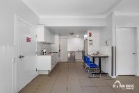 IMG 0492_Small SIze Logo