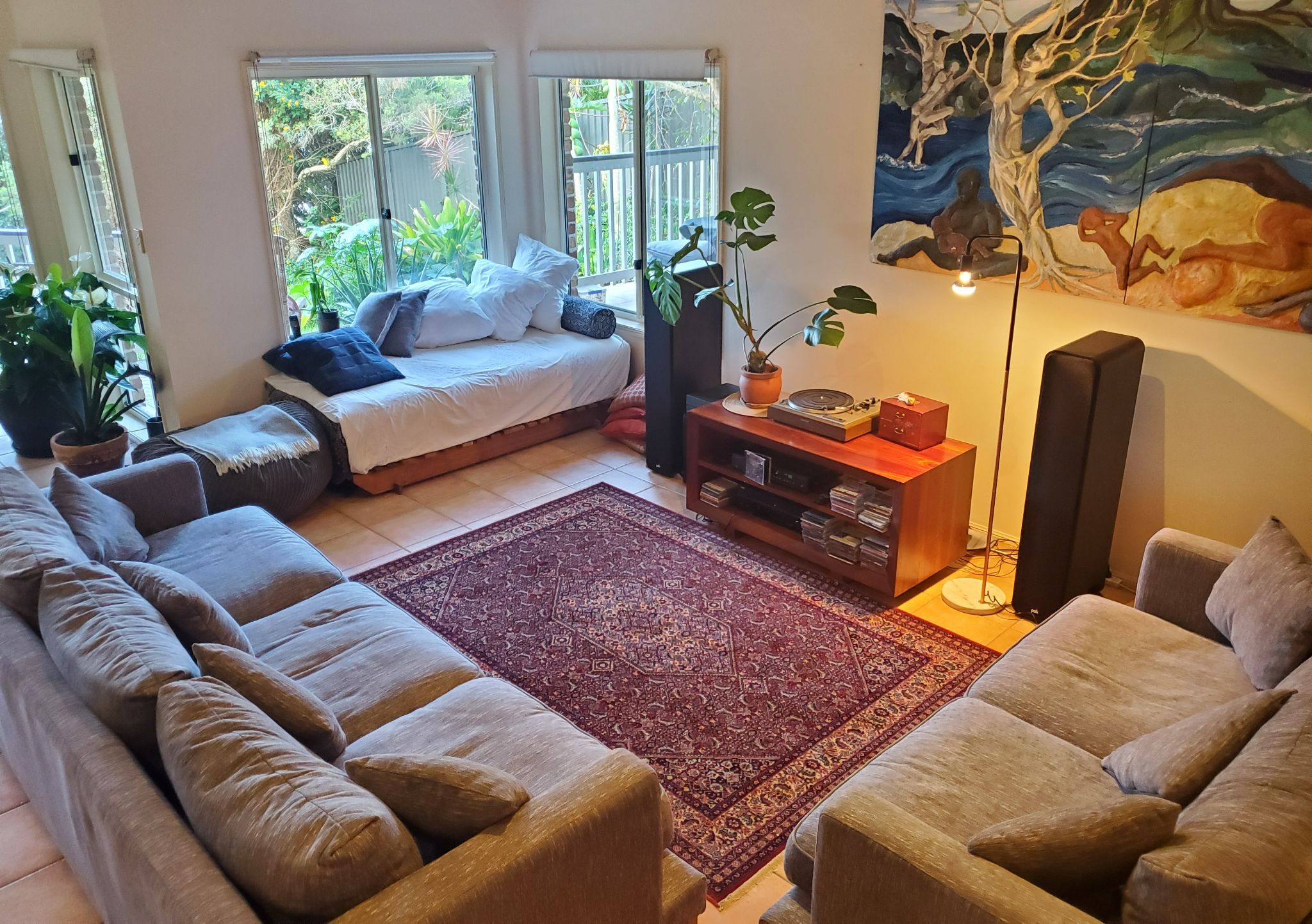 Living room   Respite @ Byron Care Stay