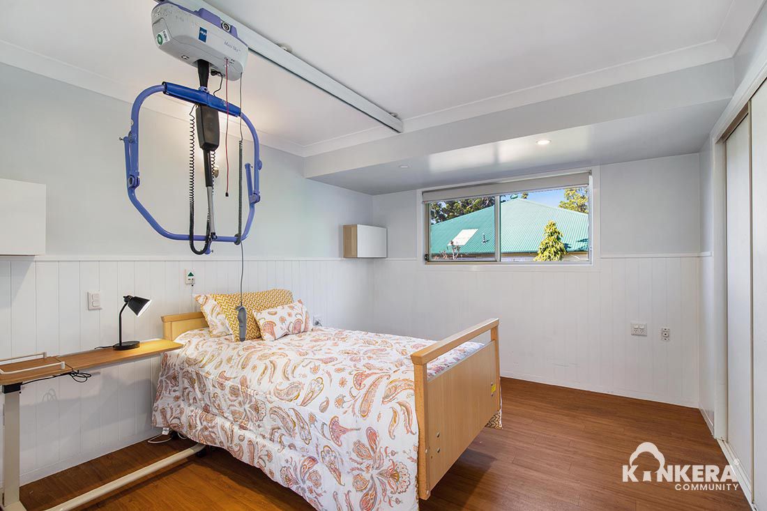 IMG 0455_Small SIze Logo