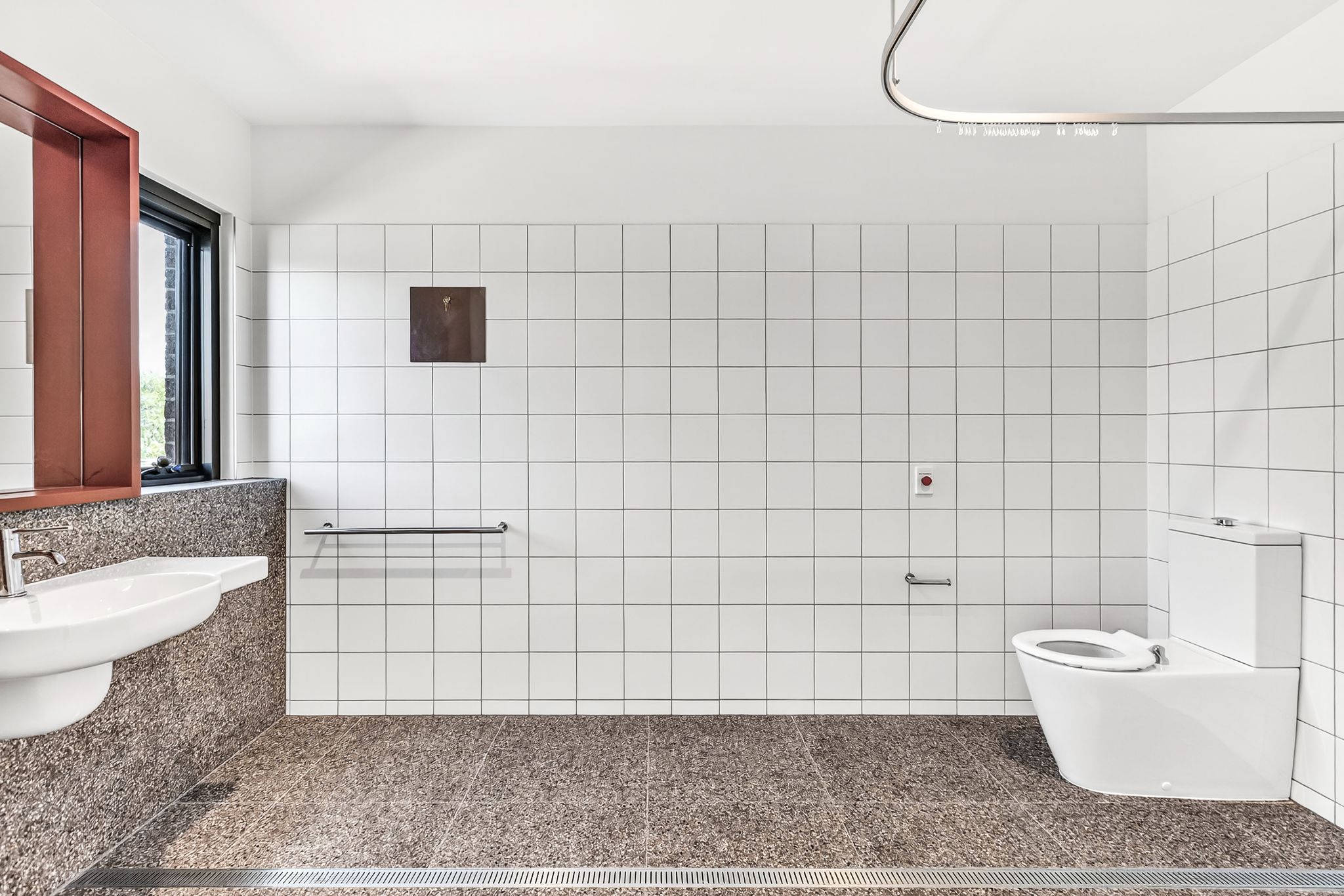 1757403311585 bwrm-007