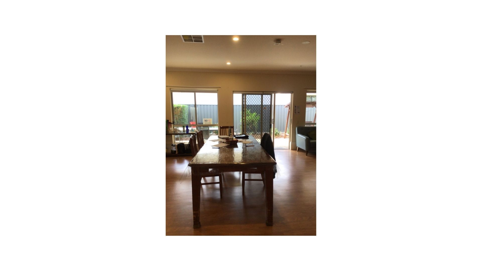 10 Nunyah   Dining