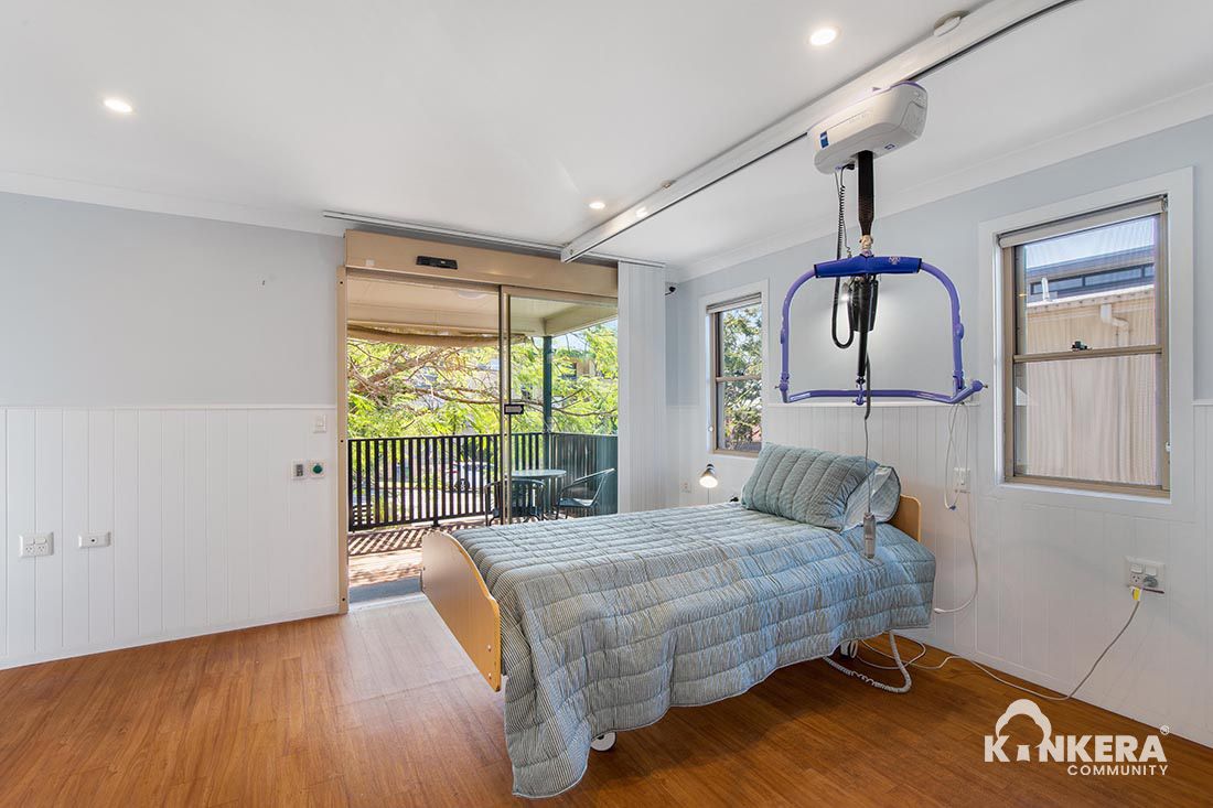 IMG 0506_Small SIze Logo