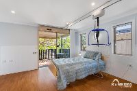 IMG 0506_Small SIze Logo