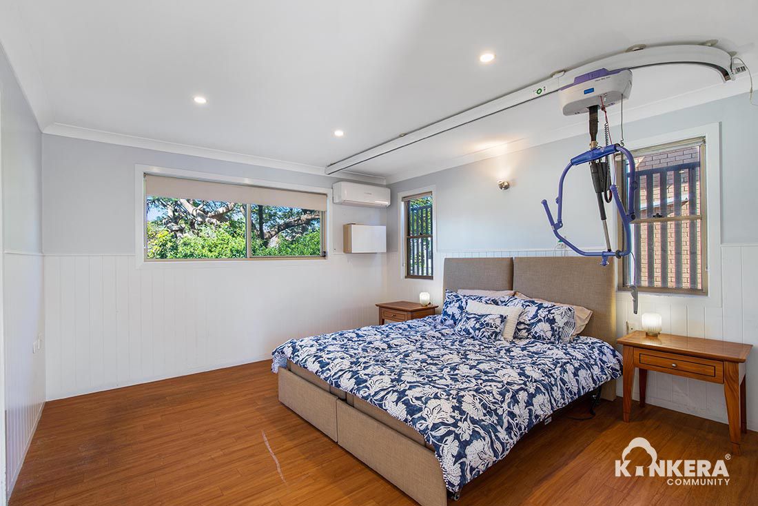 IMG 0448_Small SIze Logo