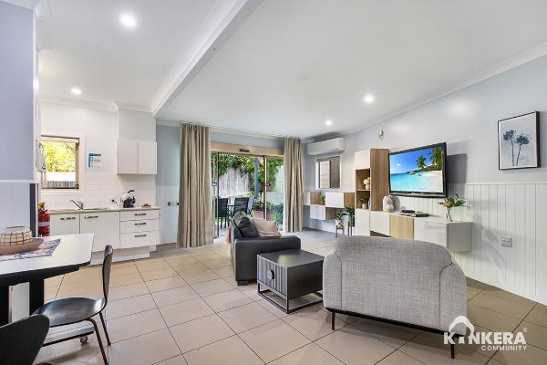 IMG 0434 copy 2_Small SIze Logo