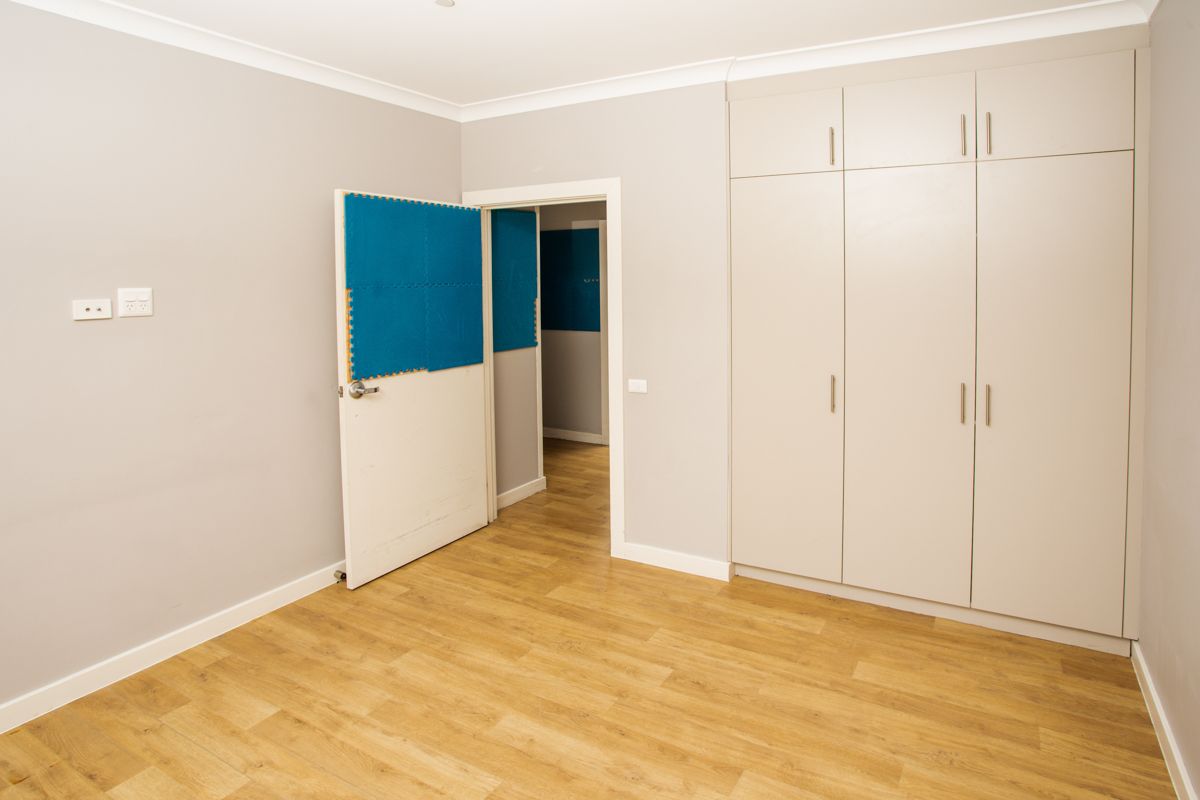 SIL006 Condell Park-Bedroom 2-5024