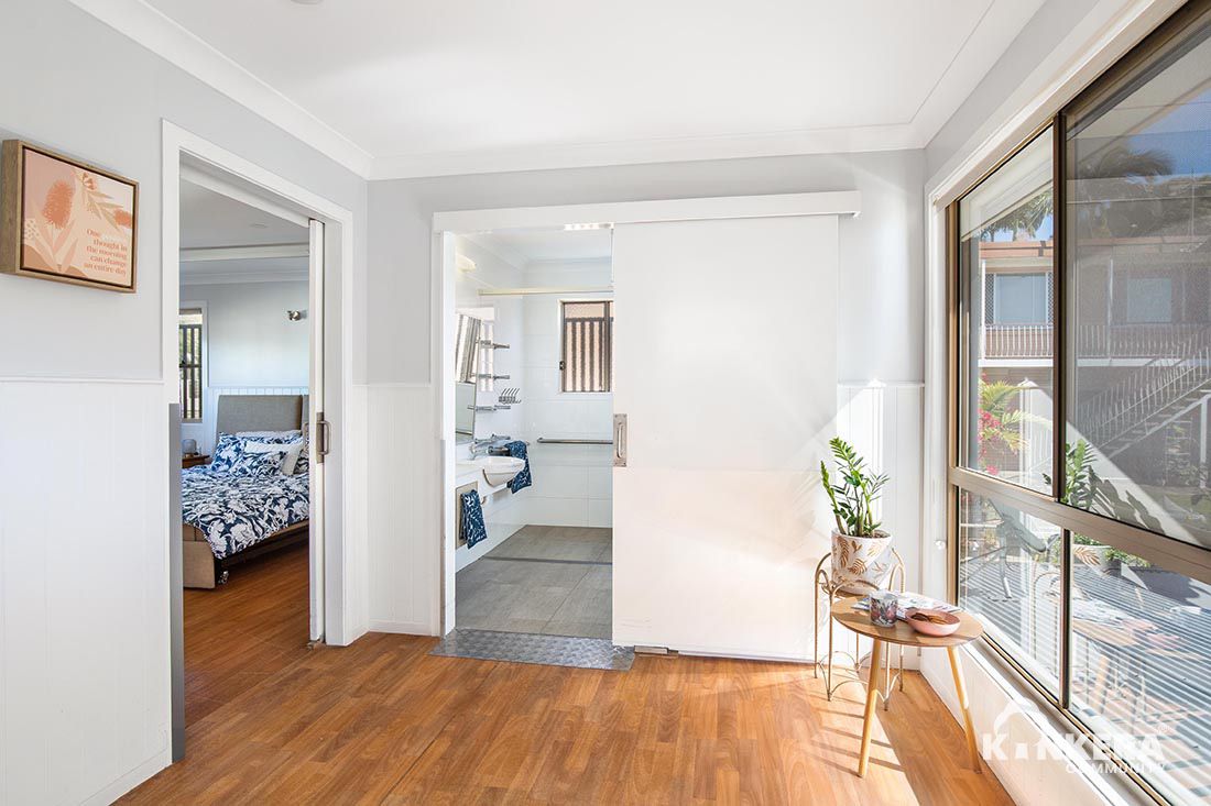 IMG 0479_Small SIze Logo