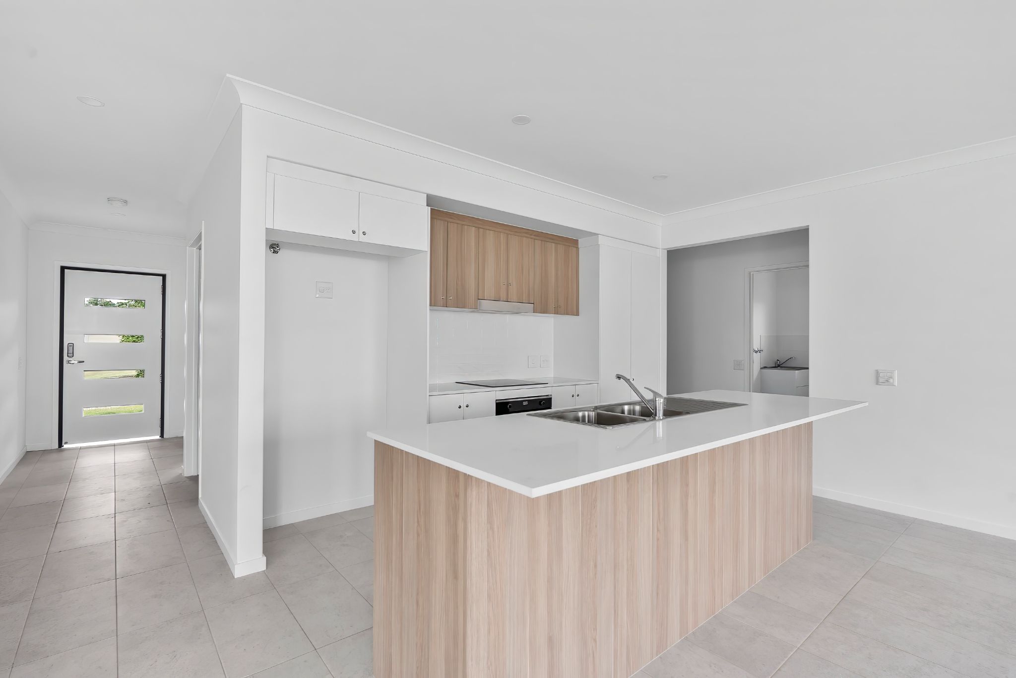 019 Open2view_ID984522-740_Kent_Street
