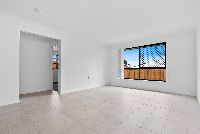 018 Open2view_ID984522-740_Kent_Street