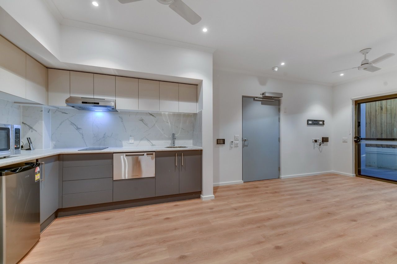 DSC 2236FW2024 Large