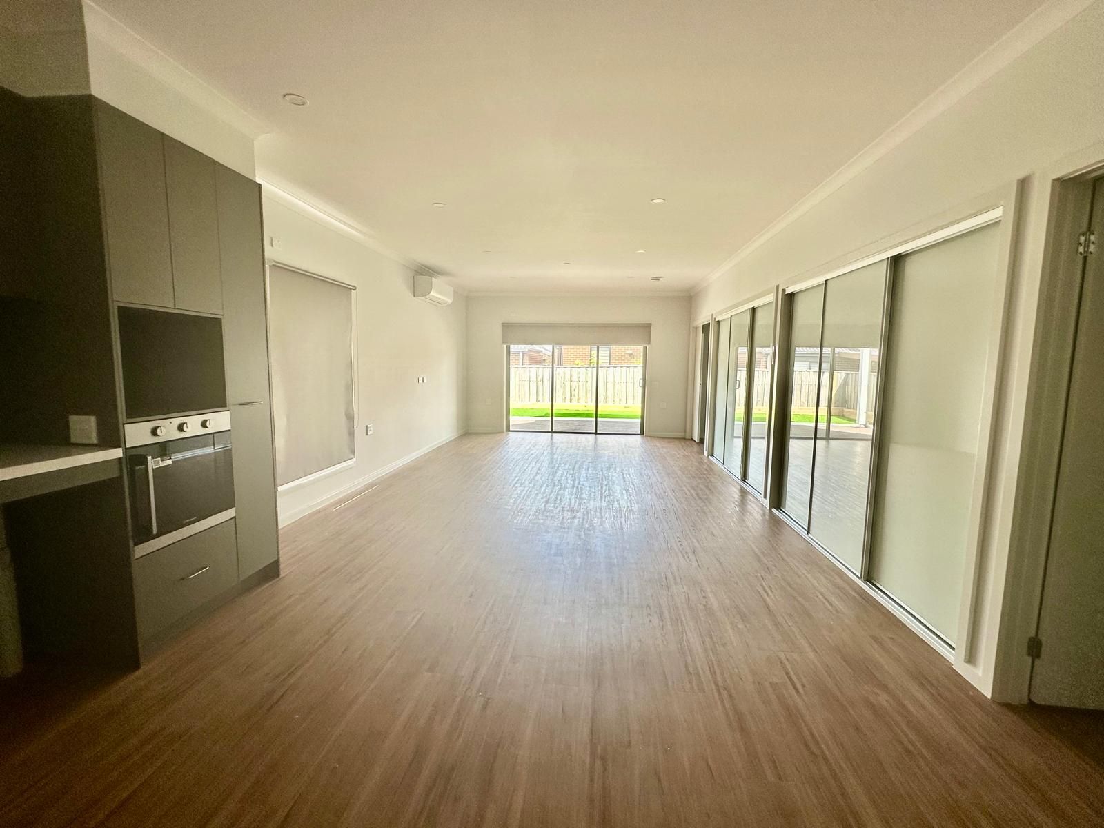 WhatsApp Image 2025 03-07 at 11.21.00_2532c7a3