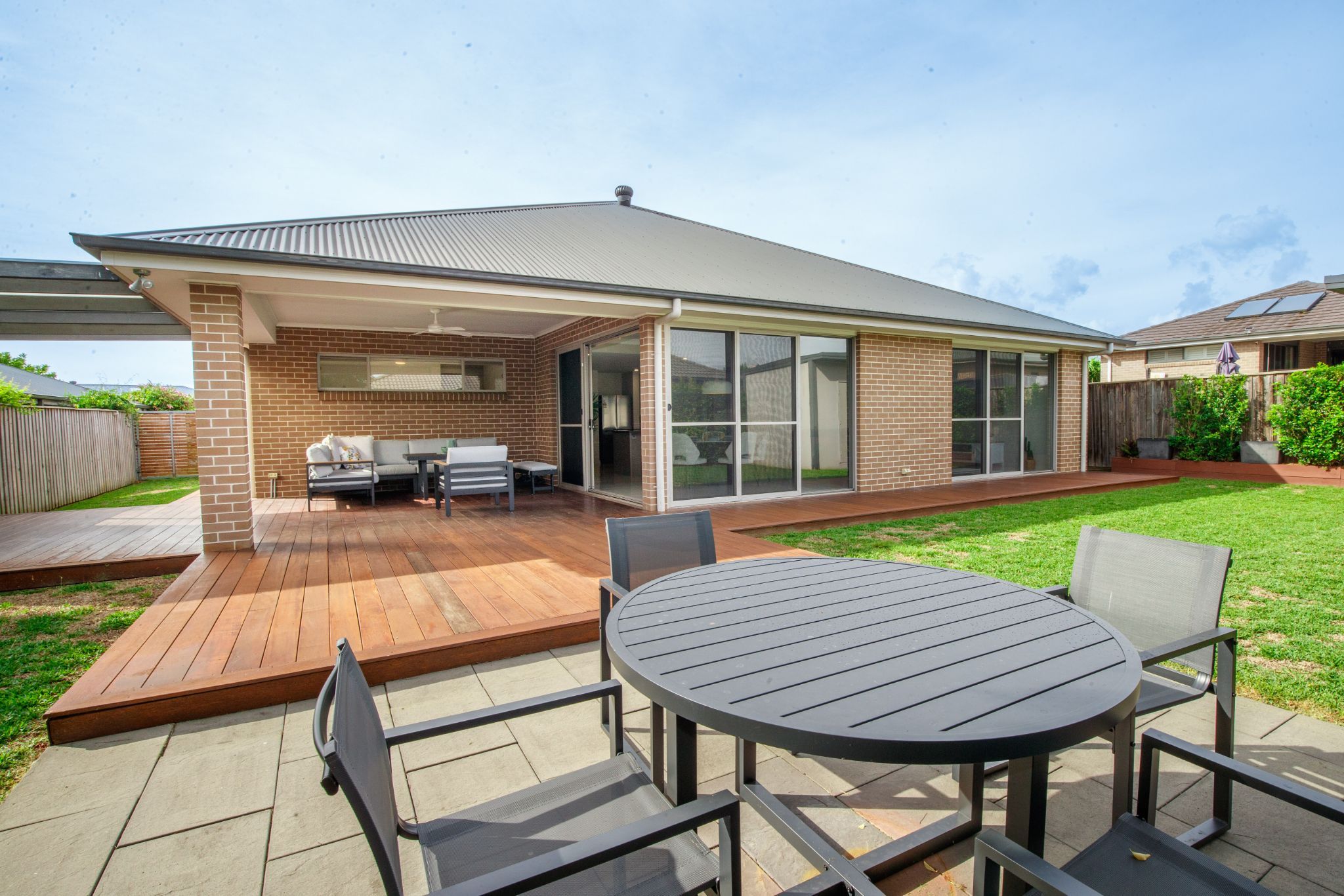 41 Mistfly St 18