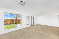 4   Frederick St - Living