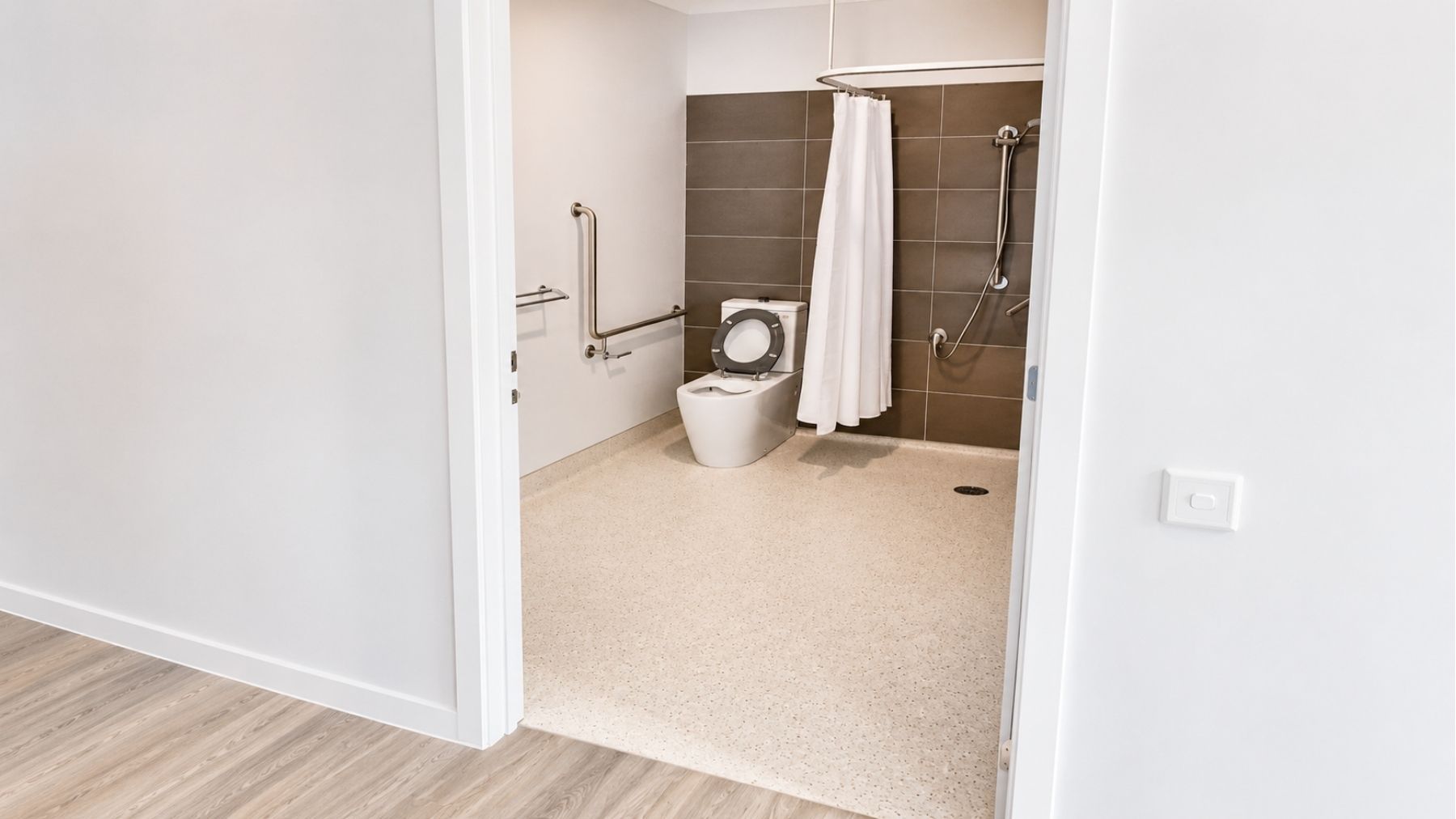 Bedroom 2 Ensuite