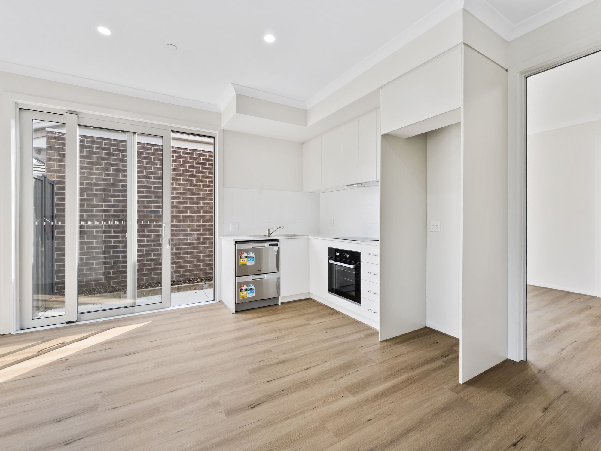 31 Spirit Blvd  Cranbourne East (9)