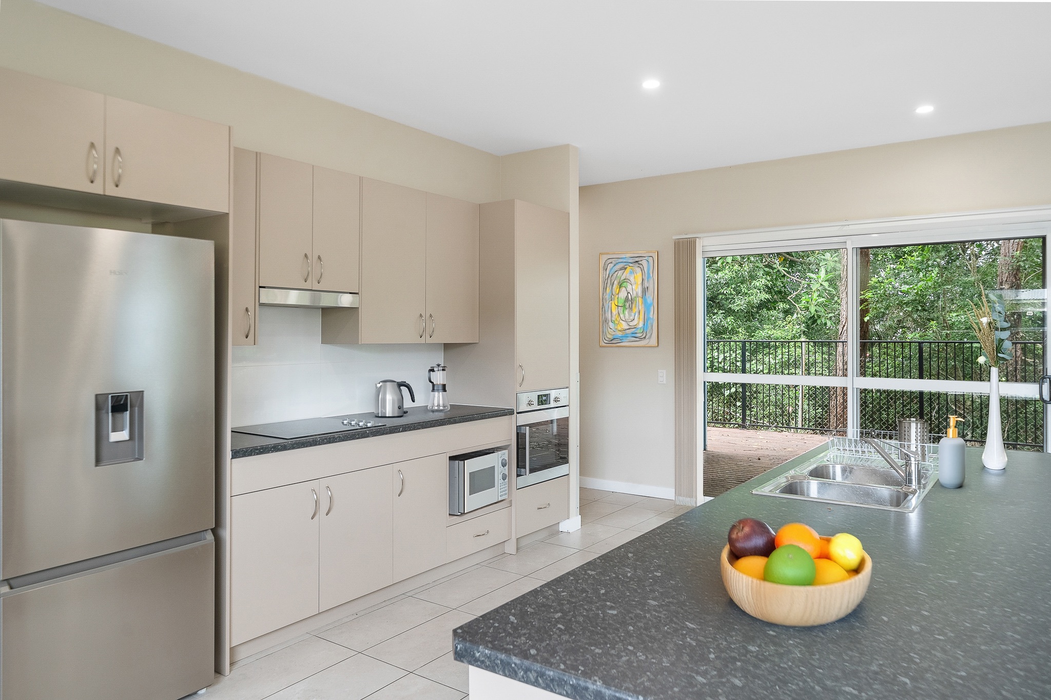 Care Metaz Day 2  81 of 142) staged