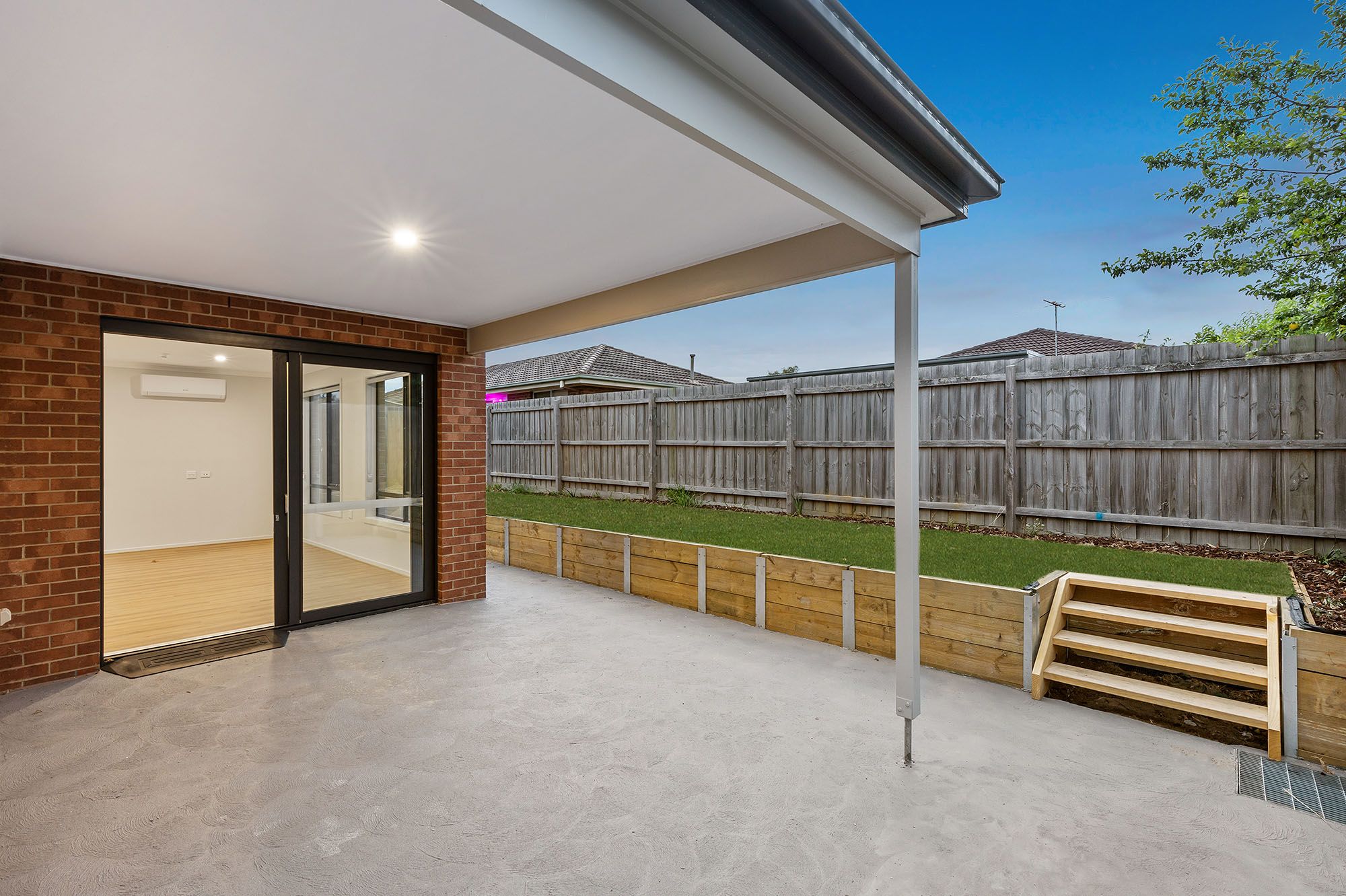 Thanos   Unit 1 Alfresco 1 Dusk LR No Logo