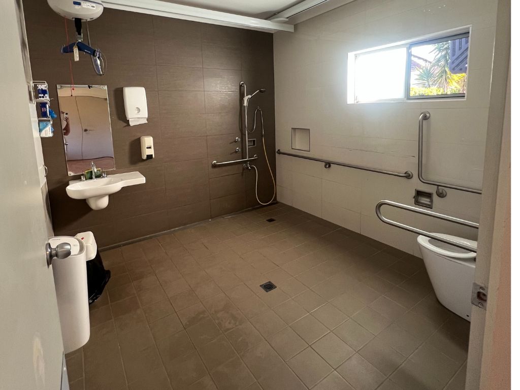 Hornsby 1  16080)_Bathroom_1024x768px