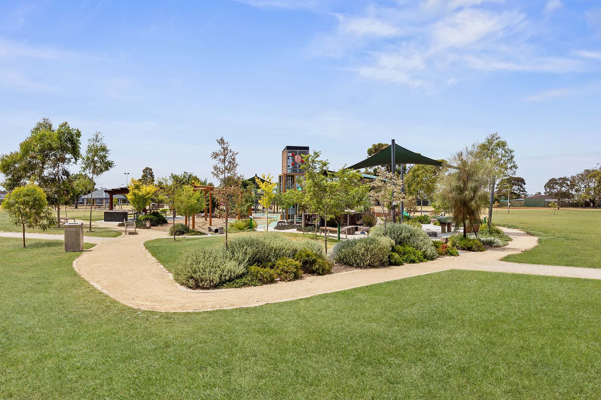 Keysborough   Frederick Watcher Reserve 1 LR No Logo