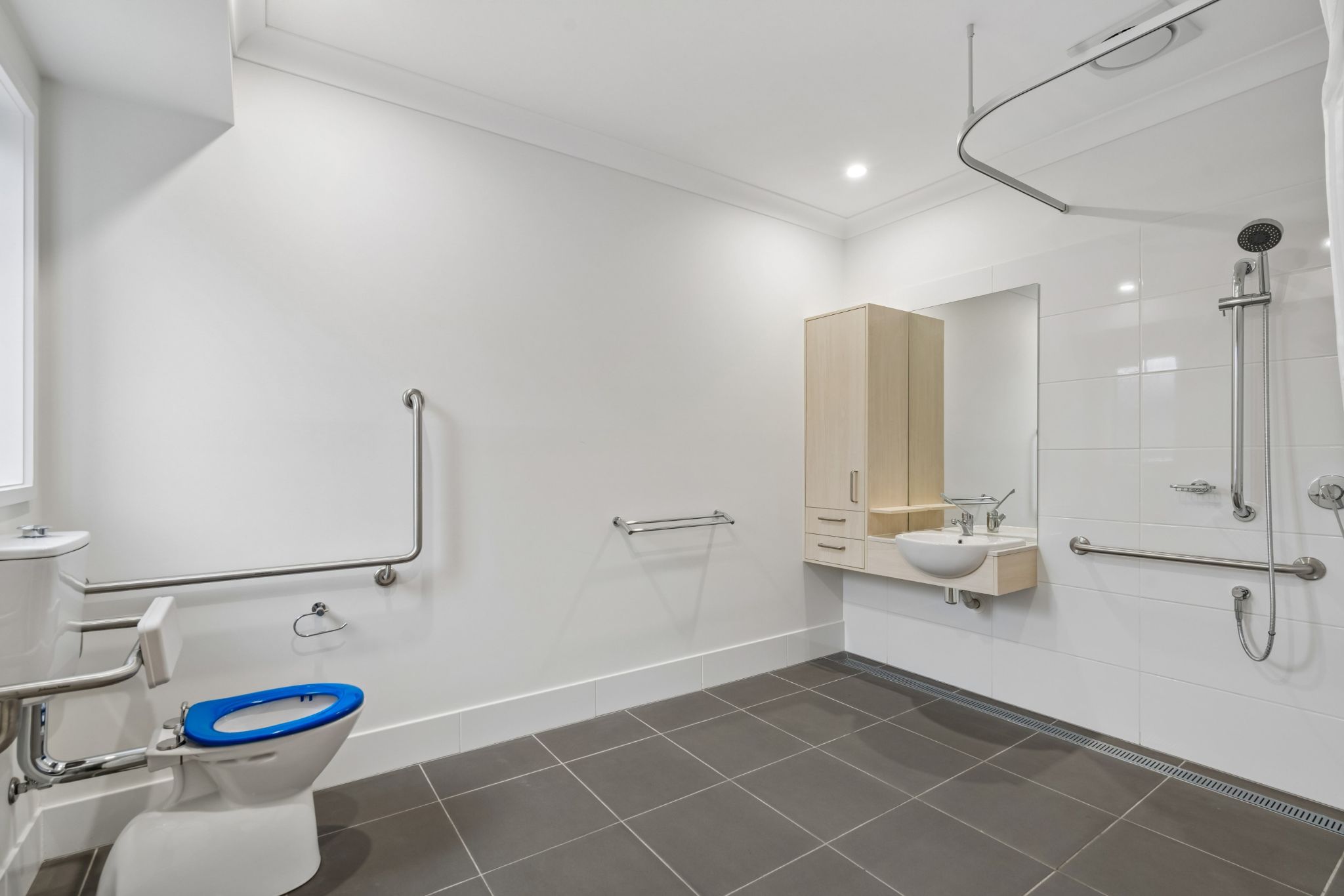 online image-compressor_009_Open2view_ID1028870-45_Bognuda_St_Bundamba
